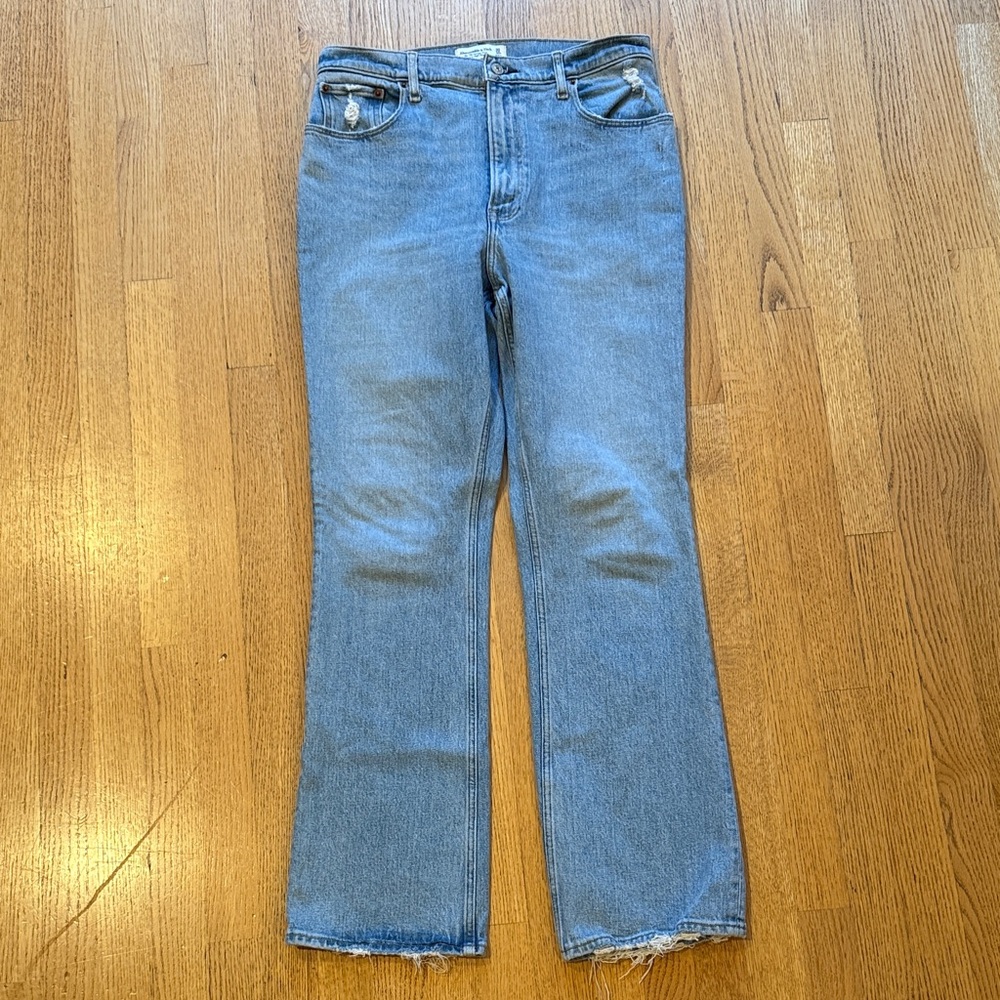 Abercrombie & Fitch the 90s Vintage Flare Ultra High-Rise Jeans